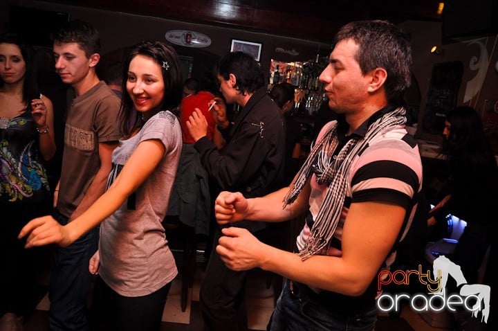 Chanson petrece mai departe, 