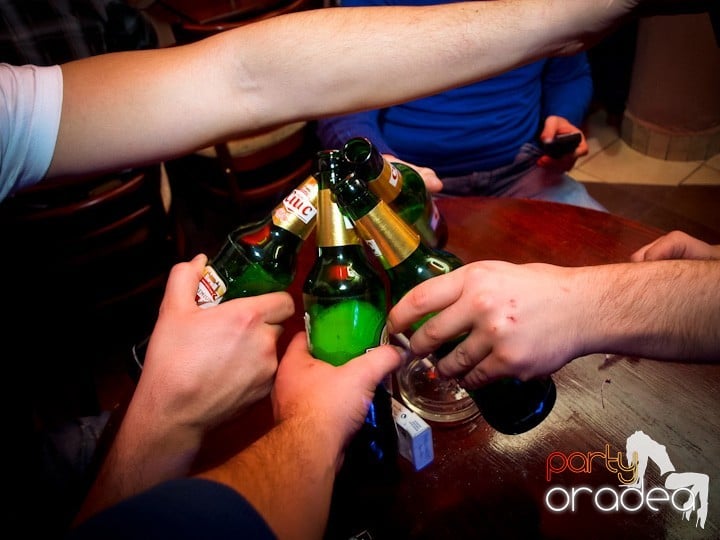 Chanson petrece mai departe, 