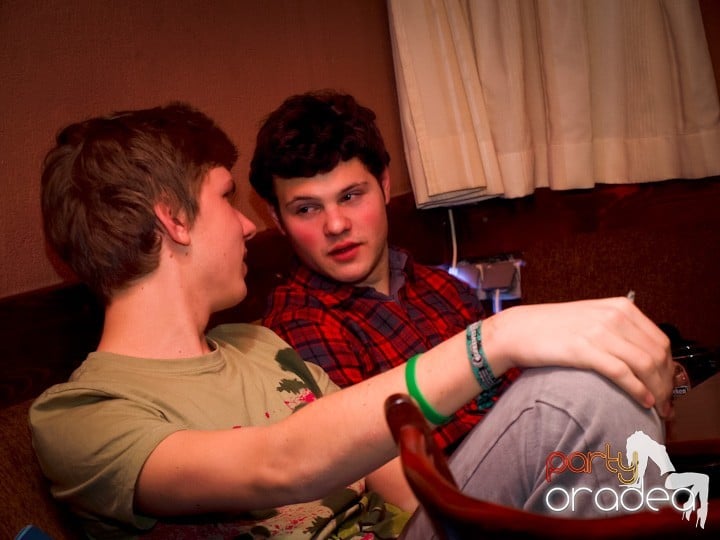 Chanson petrece mai departe, 