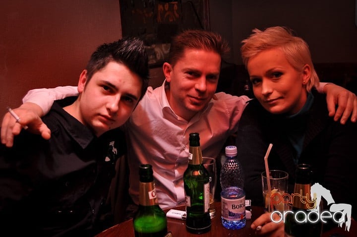 Chanson petrece mai departe, 