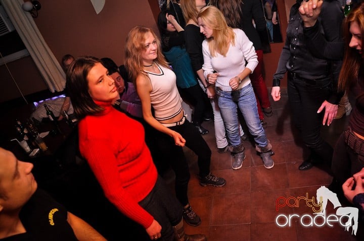 Chanson petrece mai departe, 