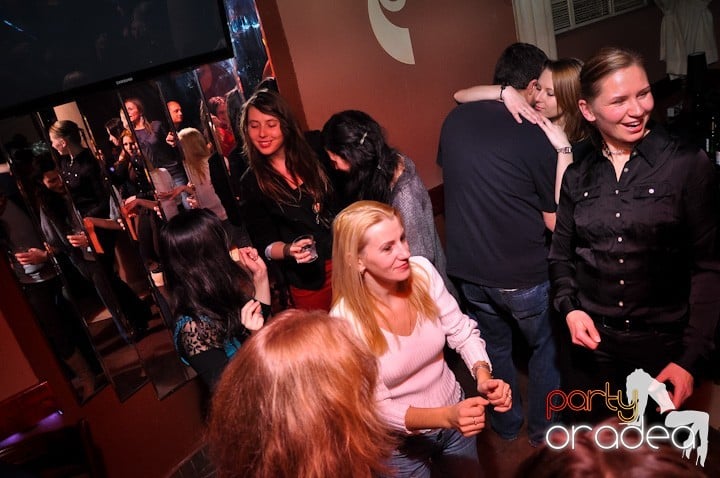 Chanson petrece mai departe, 