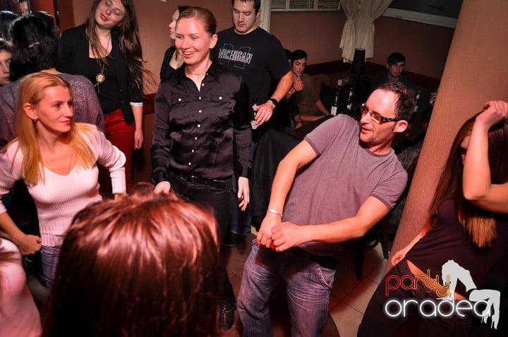 Chanson petrece mai departe, 