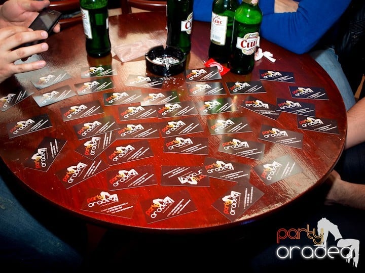 Chanson petrece mai departe, 