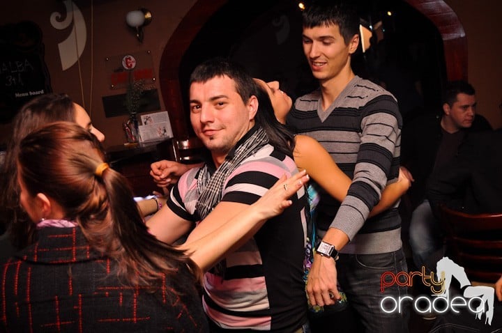 Chanson petrece mai departe, 