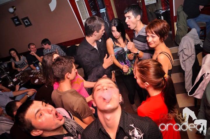 Chanson petrece mai departe, 