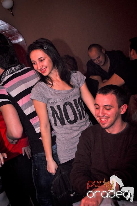 Chanson petrece mai departe, 