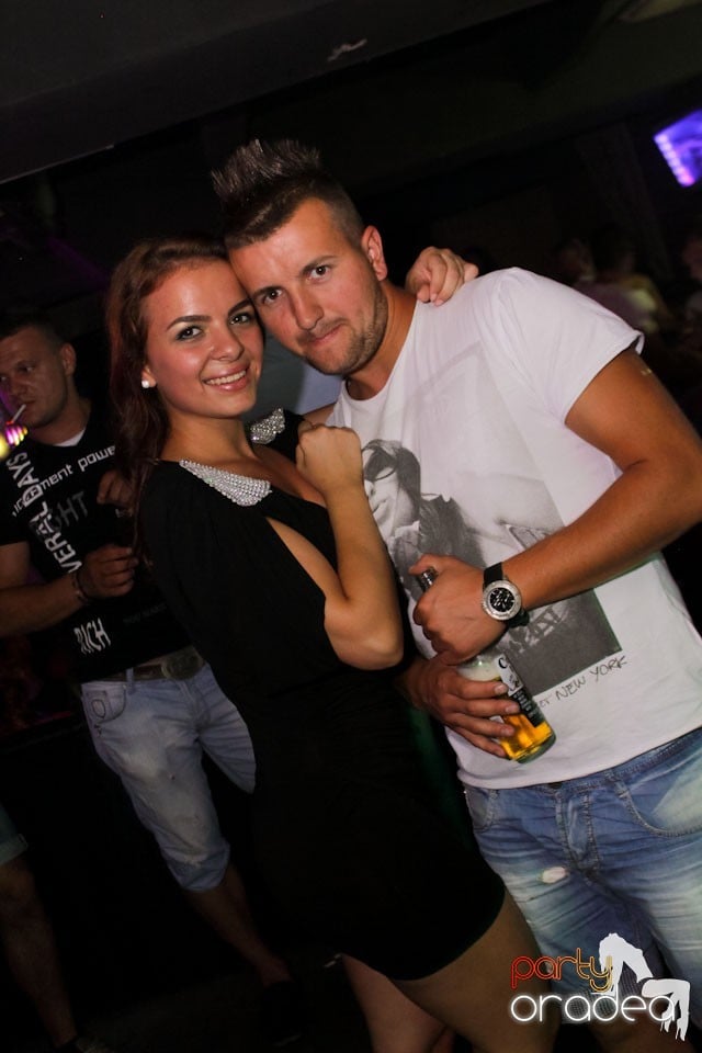 Chef cu muzică live în Club Life,