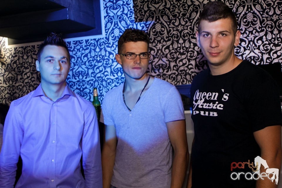 Chef cu muzică live în Club Life,