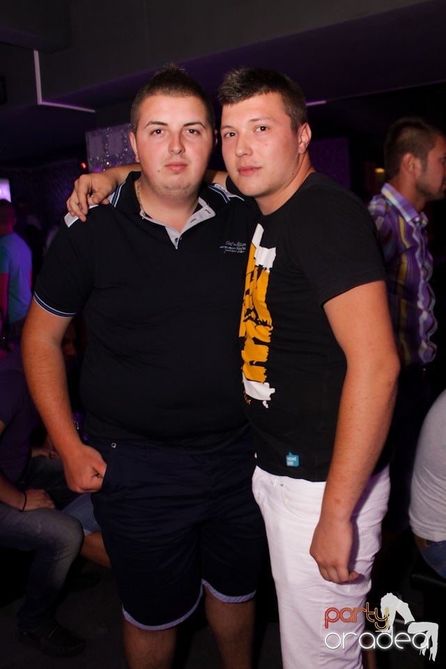 Chef cu muzică live în Club Life,