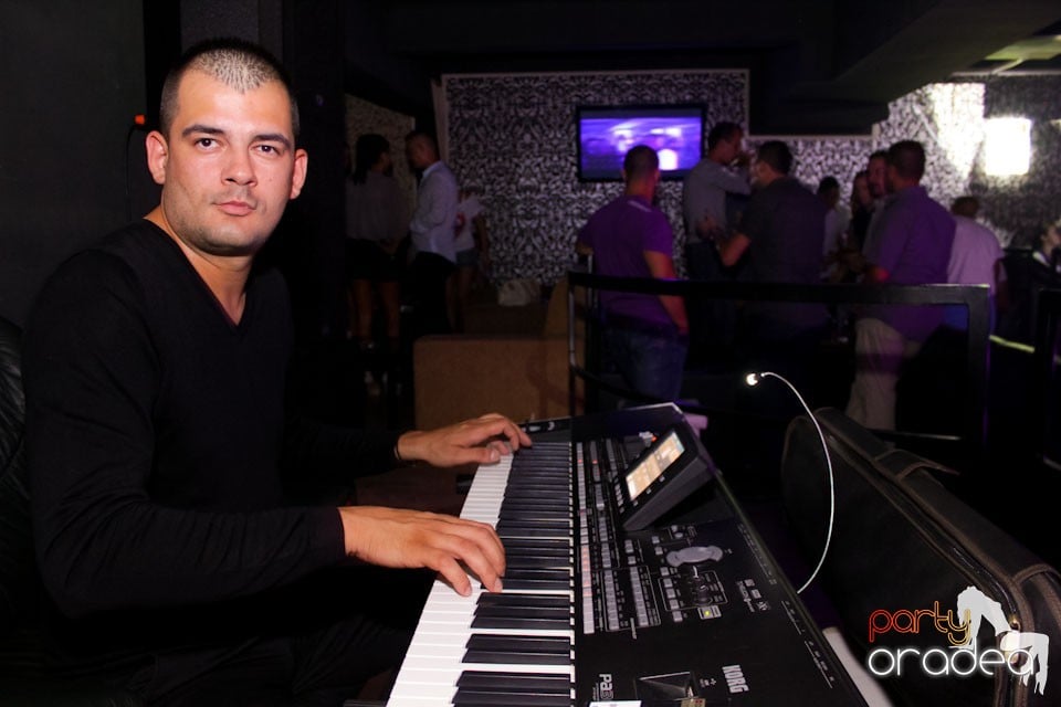 Chef cu muzică live în Club Life,