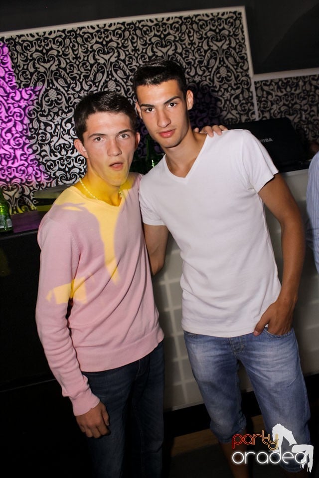 Chef cu muzică live în Club Life,