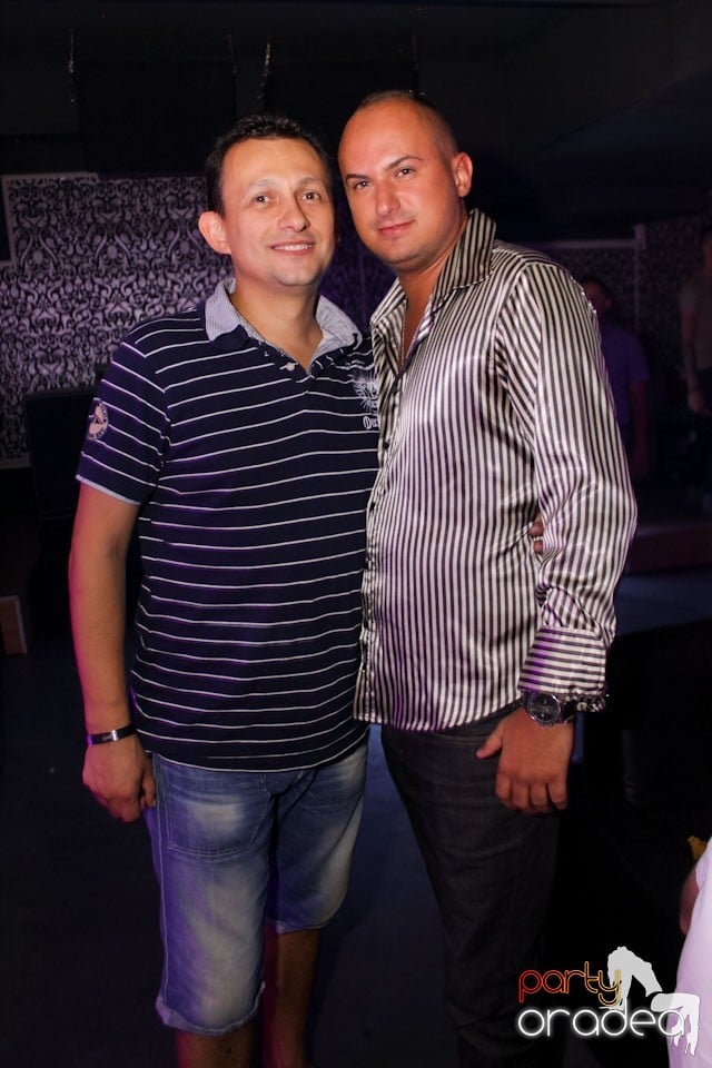 Chef cu muzică live în Club Life,