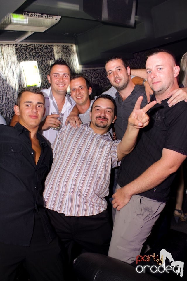 Chef cu muzică live în Club Life,