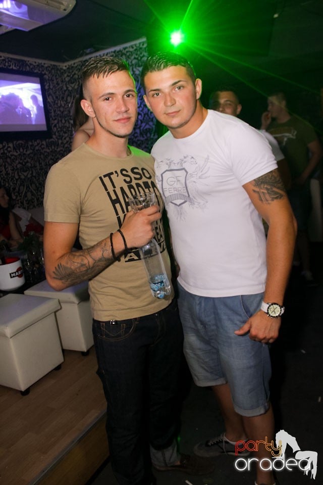 Chef cu muzică live în Club Life,