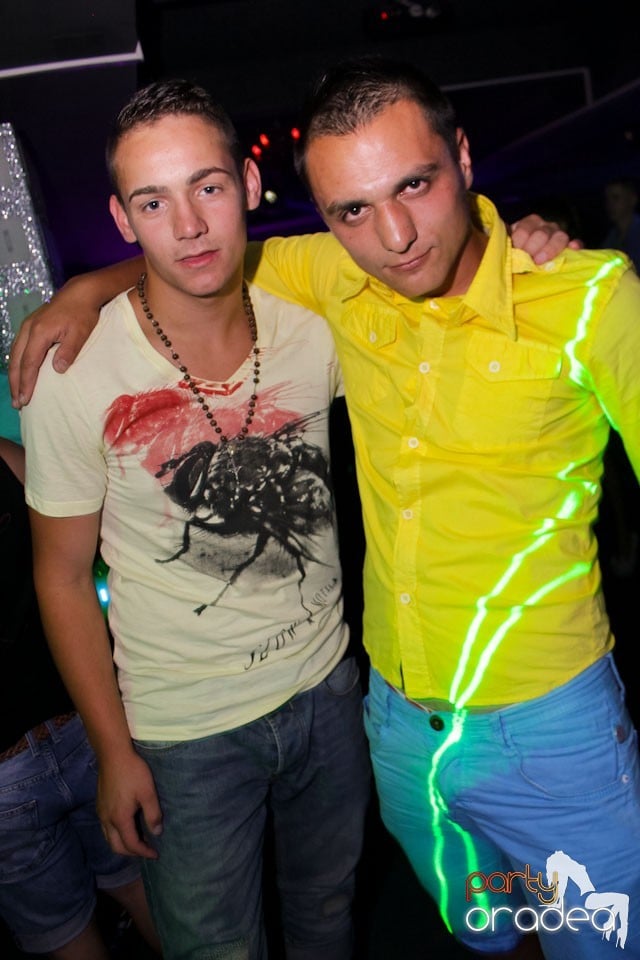 Chef cu muzică live în Club Life,