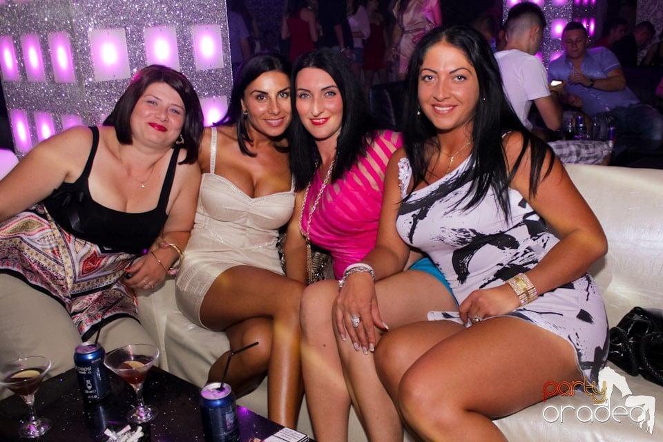 Chef cu muzică live în Club Life,
