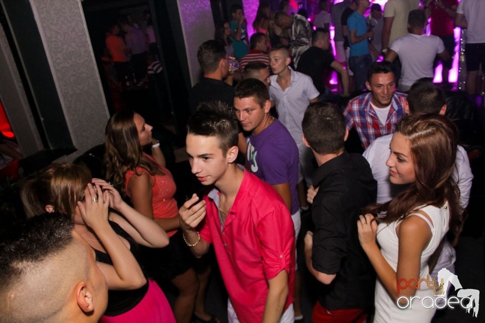 Chef cu muzică live în Club Life,