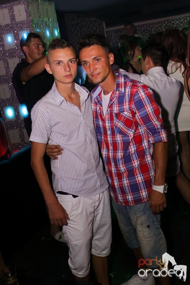 Chef cu muzică live în Club Life,
