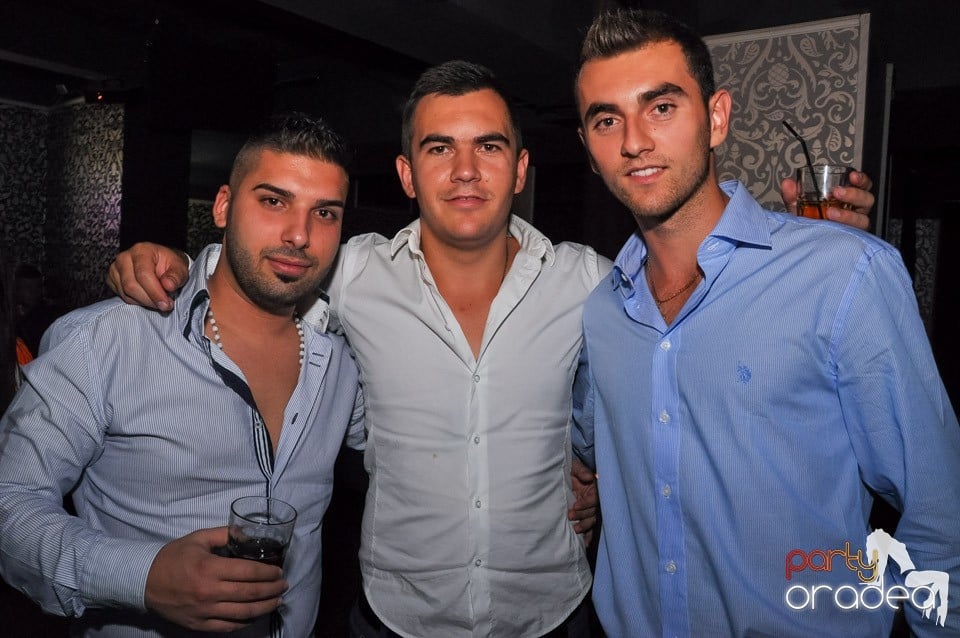 Chef de chef în Club Life, 