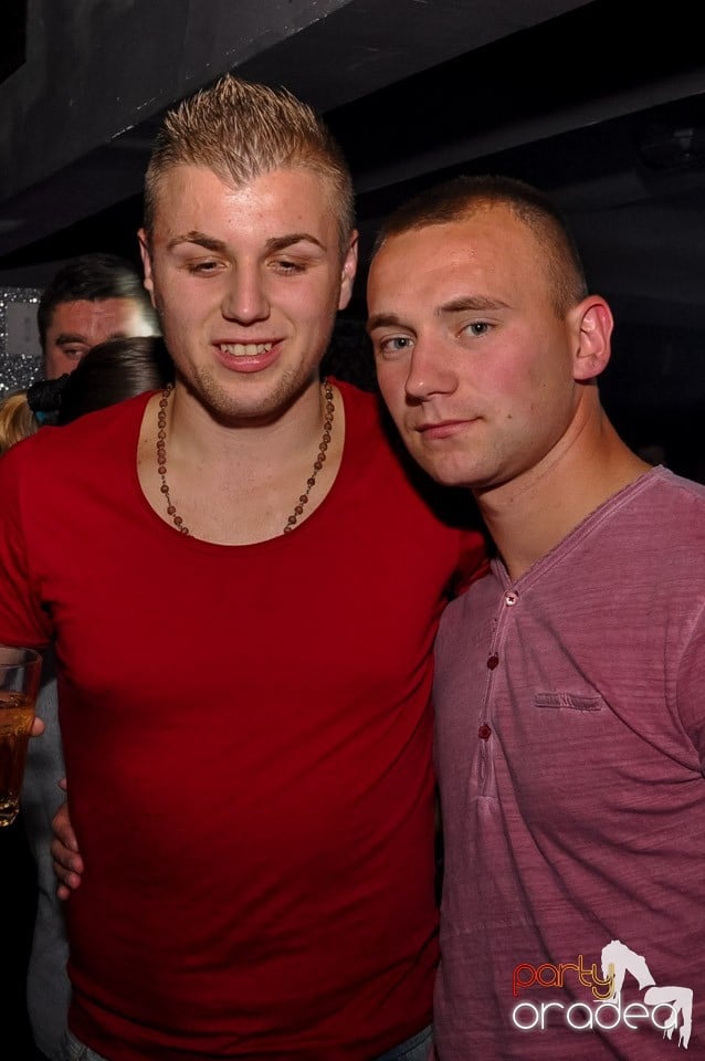 Chef de chef în Club Life, 