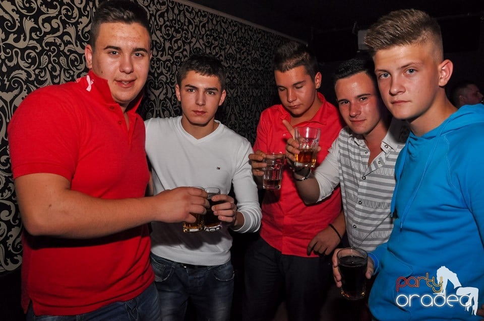 Chef de chef în Club Life, 