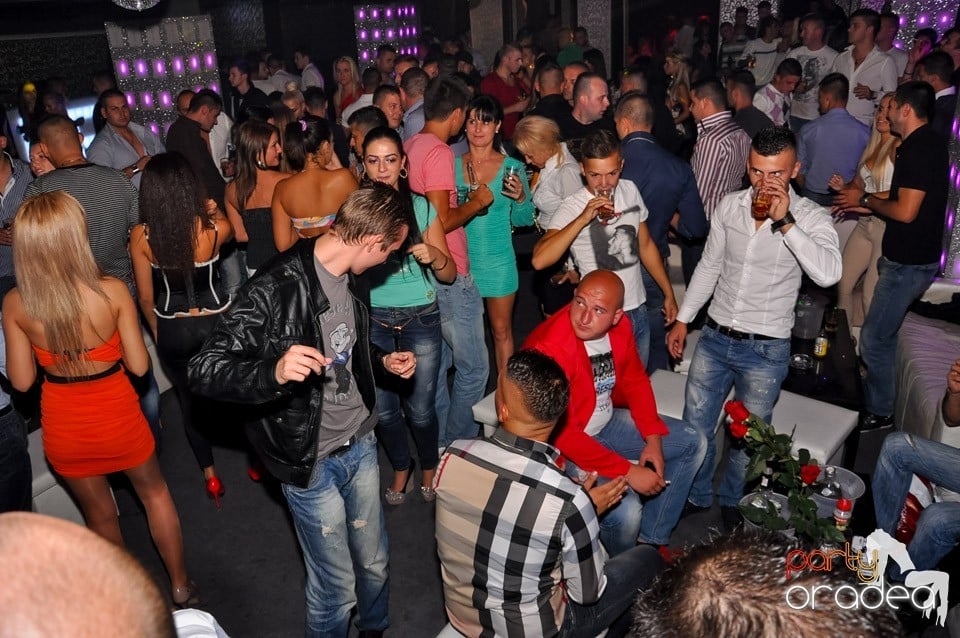 Chef de chef în Club Life, 