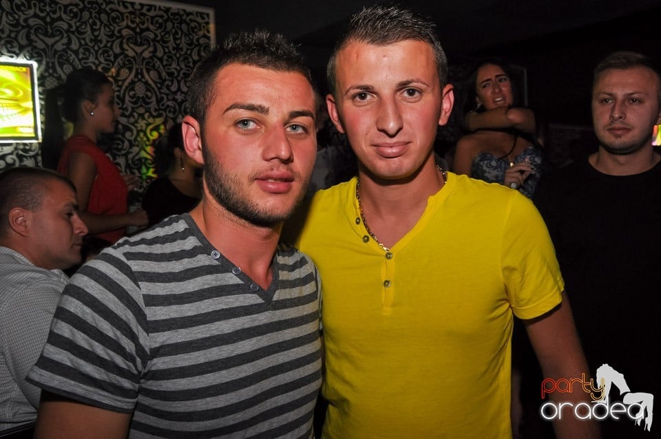 Chef de chef în Club Life, 