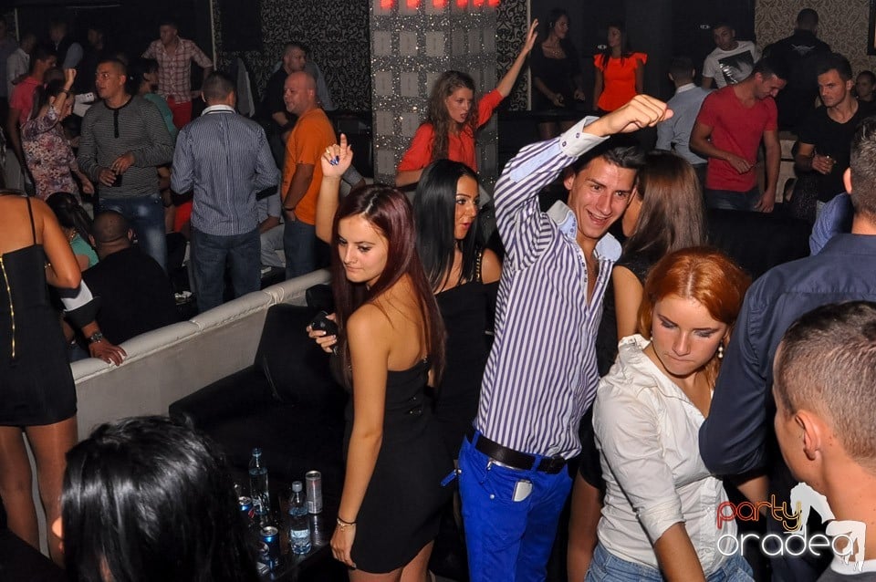 Chef de chef în Club Life, 