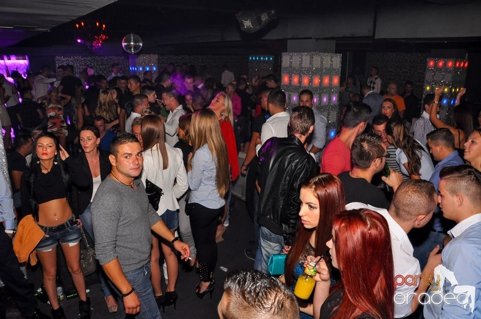 Chef de chef în Club Life, 