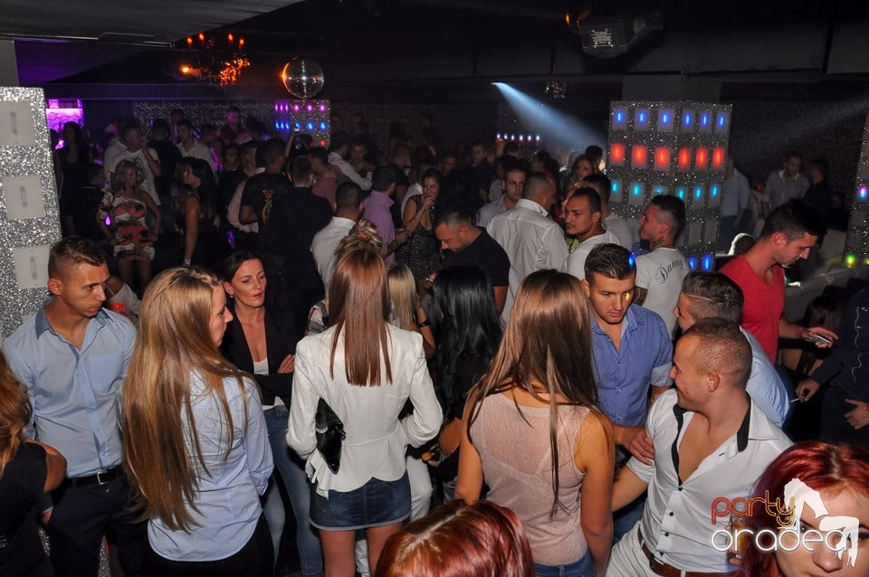 Chef de chef în Club Life, 