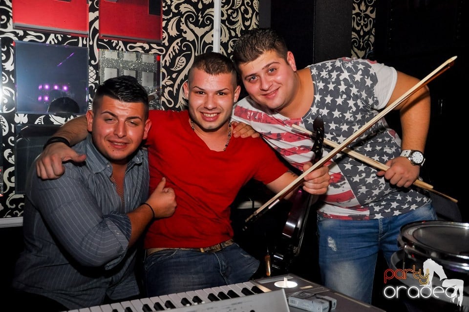 Chef de chef în Club Life, 