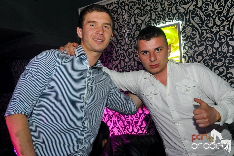 Chef de chef în Club Life, 