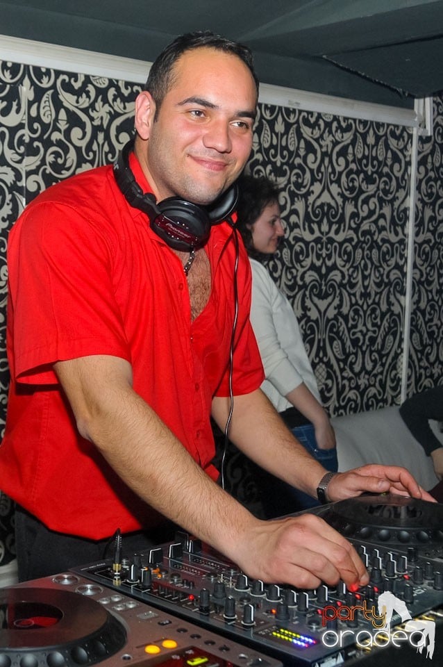 Chef de chef în Club Life, 