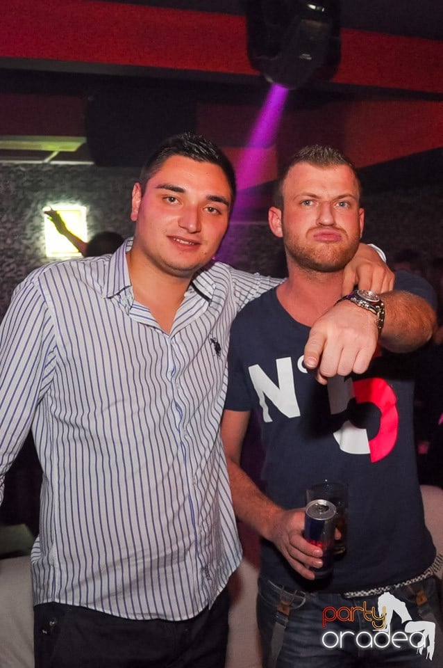 Chef de chef în Club Life, 