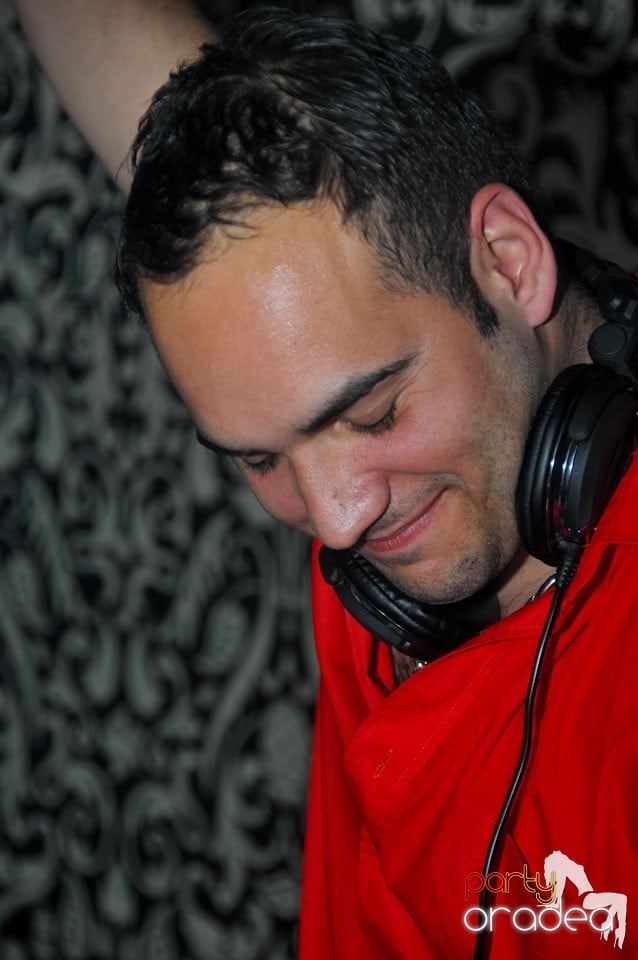 Chef de chef în Club Life, 