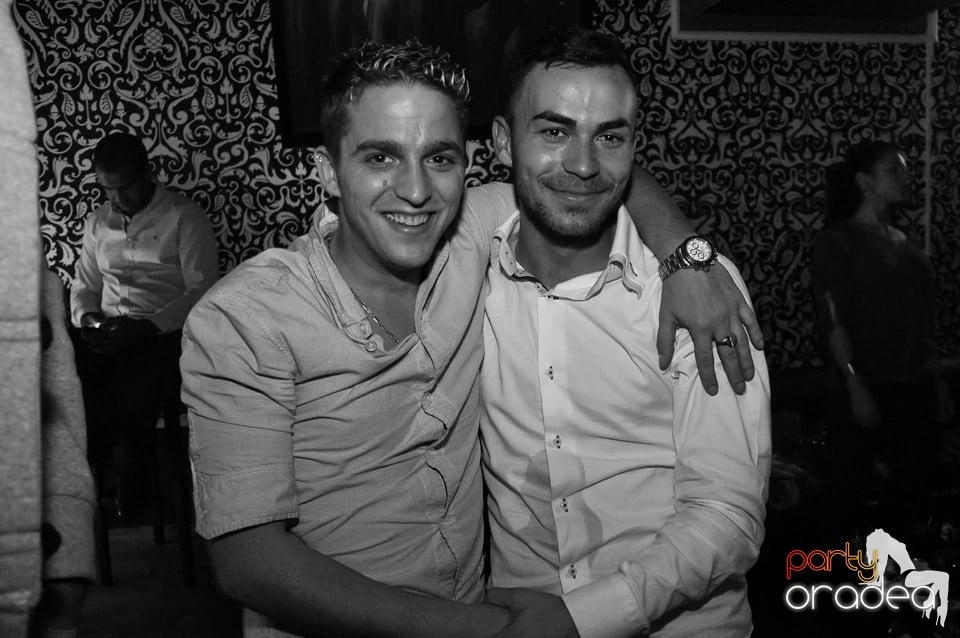 Chef de chef în Club Life, 