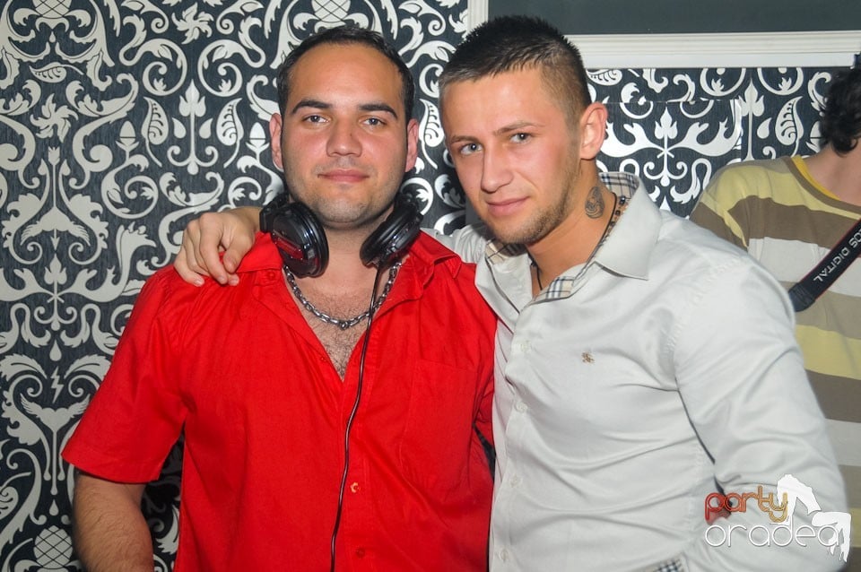 Chef de chef în Club Life, 