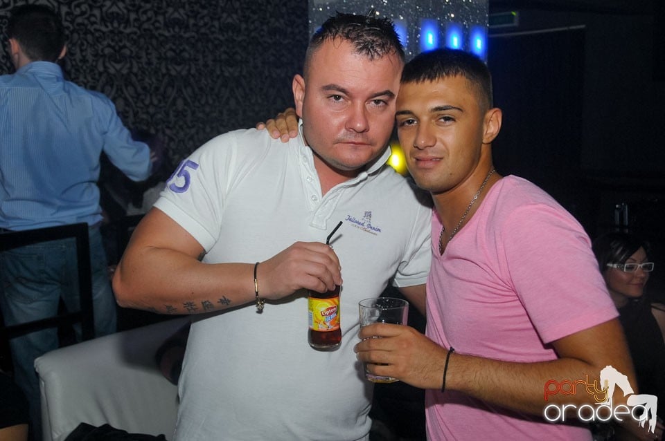 Chef de chef în Club Life, 