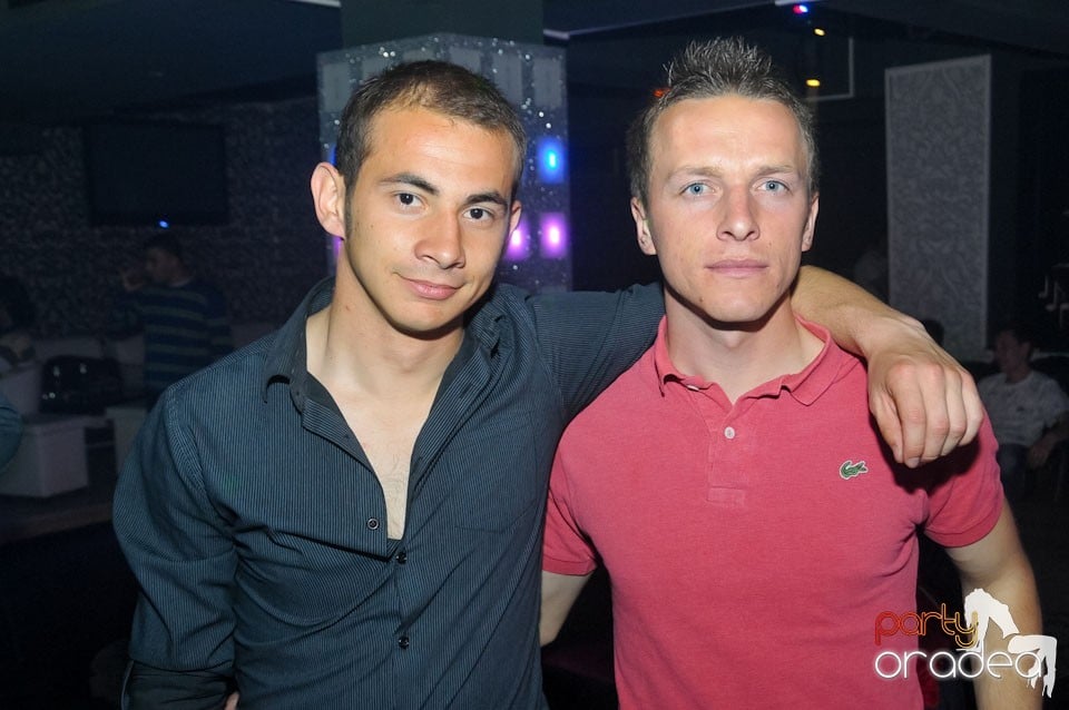 Chef de chef în Club Life, 