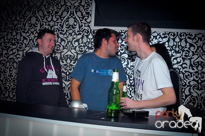 Chef de milioane în Club Life, 