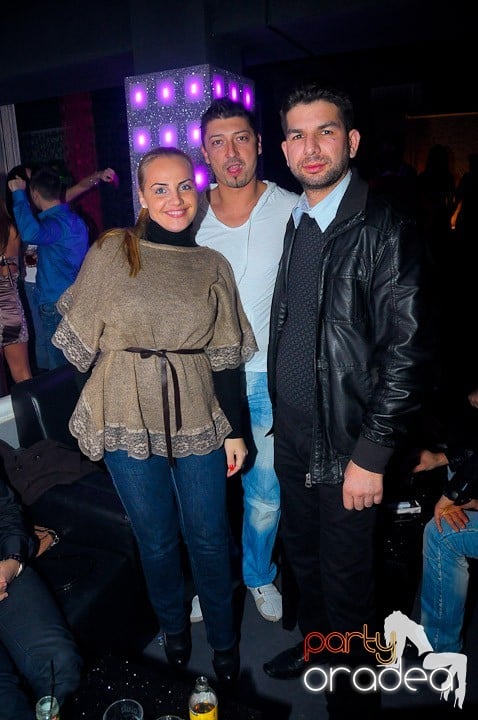 Chef de milioane în Club Life,