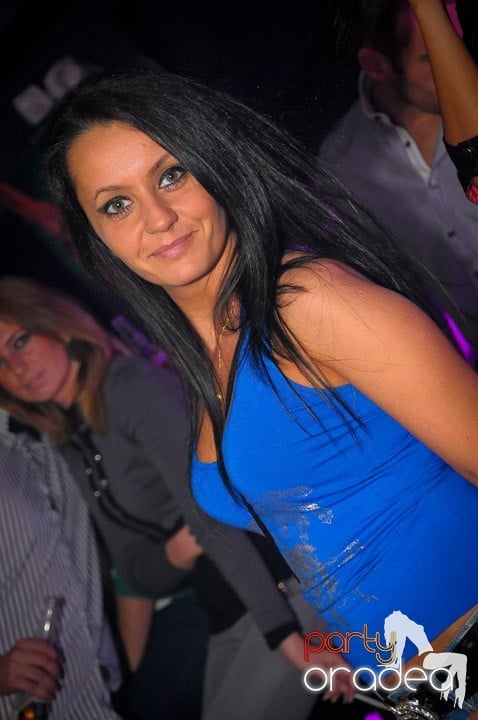 Chef de milioane în Club Life,