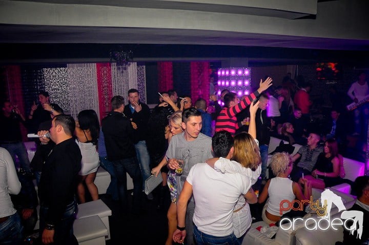 Chef de milioane în Club Life, 