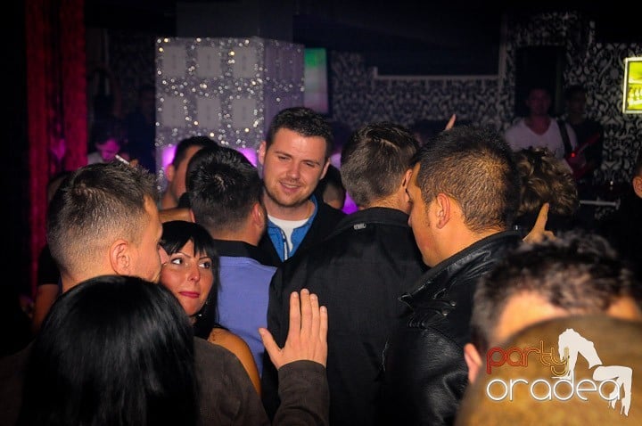 Chef de milioane în Club Life, 