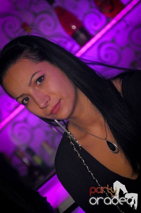 Chef de milioane în Club Life,