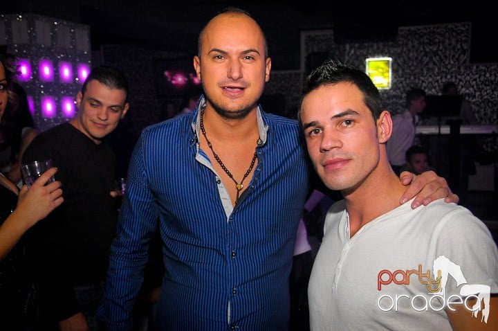 Chef de milioane în Club Life, 