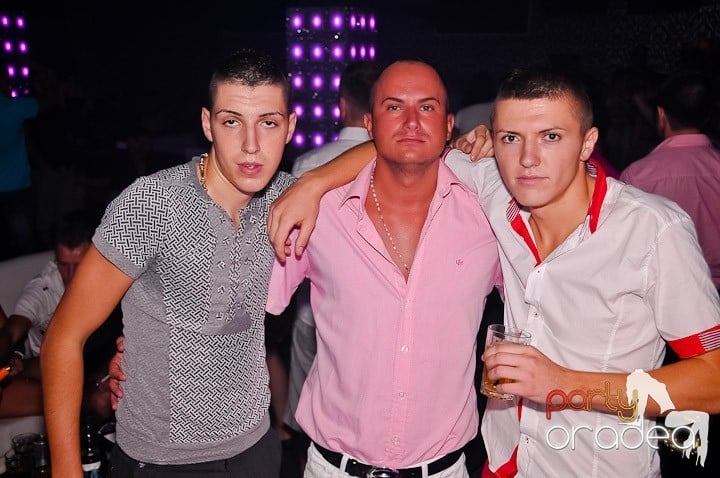 Chef de milioane în Club Life, 