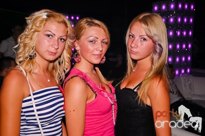 Chef de milioane în Club Life, 