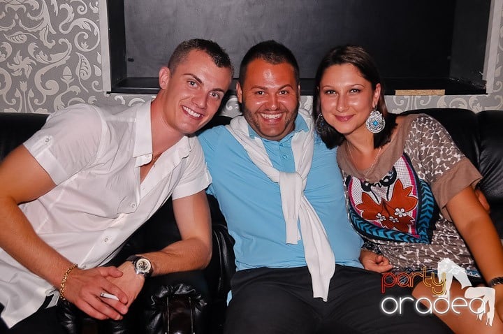 Chef de milioane în Club Life, 